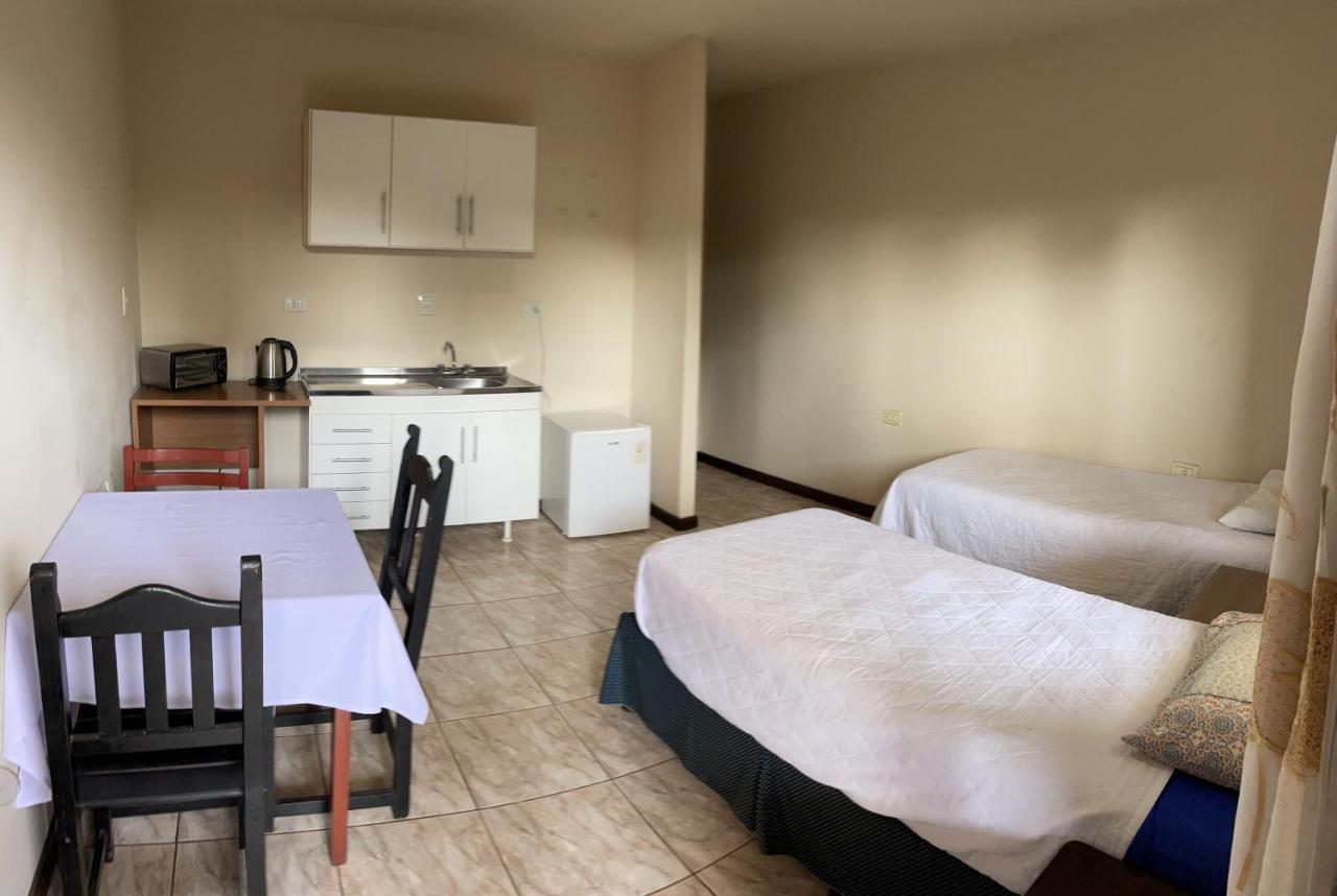 El Tata Aparthotel Puerto Iguazú Exteriör bild